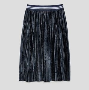 Zara XS blue, crushed velvet midi pleated skirt with elastic waist
